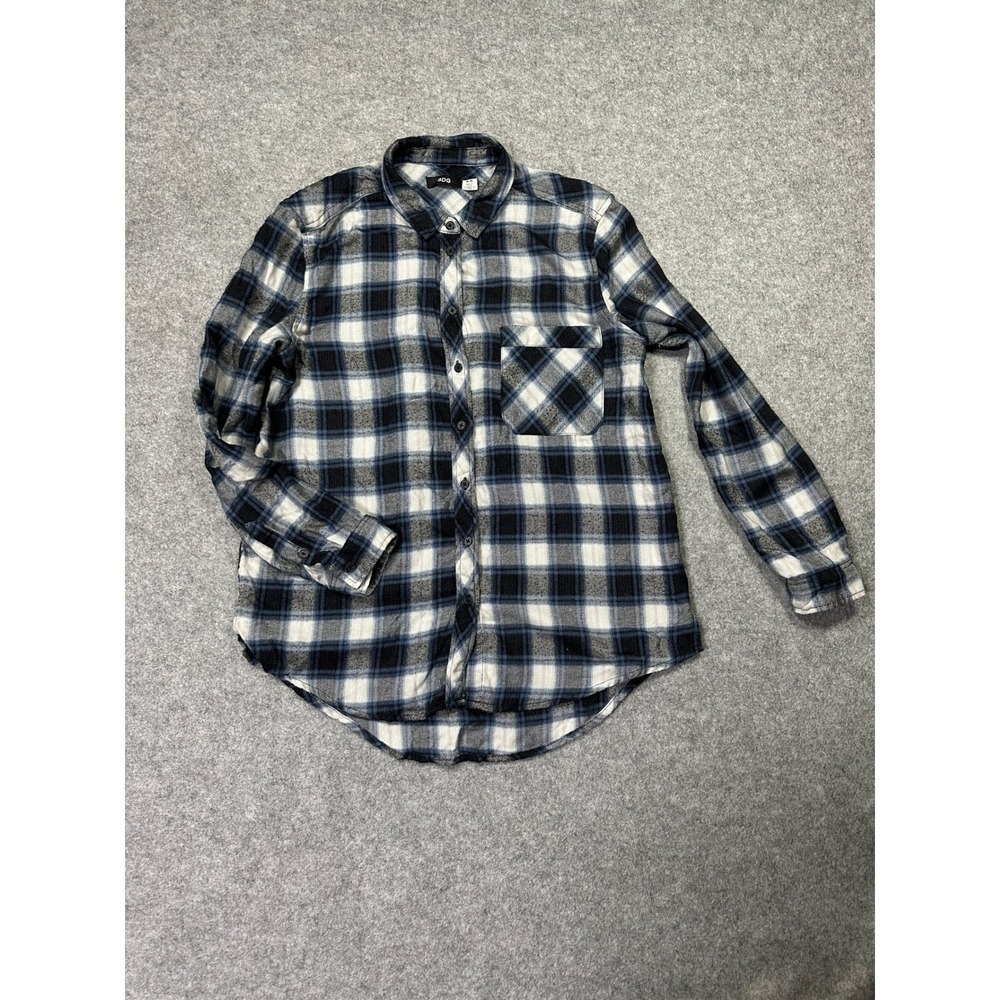 BDG Urban Outfitters Mens Navy Blue Black Plaid Flannel Button Down Shirt Size M